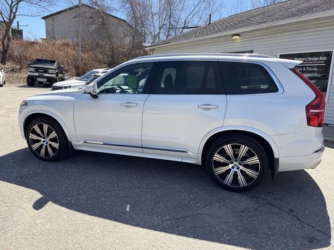 Used 2020 Volvo XC90 T6 Inscription w/ Protection Package Premier image 4