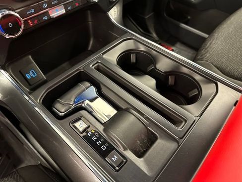 Certified 2022 Ford F150 XLT w/ Equipment Group 302A High image 32