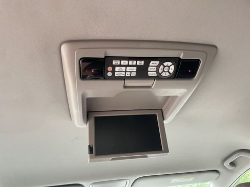 Used 2016 Honda Odyssey SE image 21