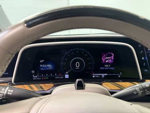 Used 2021 Cadillac Escalade ESV Sport Platinum image 77