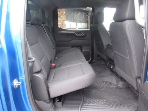 Used 2022 Chevrolet Silverado 1500 RST w/ Z71 Off-Road Package image 12