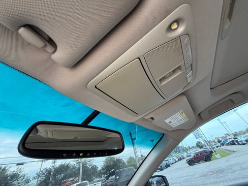 Used 2015 Nissan Altima 2.5 SL w/ Technology Package FWD image 22
