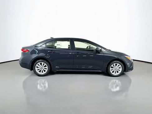 Used 2026 Toyota Corolla LE w/ LE Premium Package AWD/4WD image 9