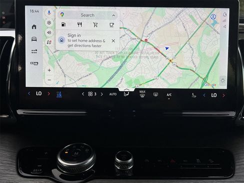 New 2025 Ford Expedition Max Platinum w/ Driver's Package image 4