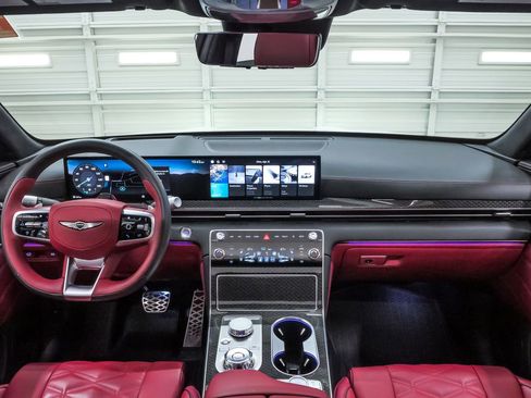 Used 2025 Genesis GV80 3.5T e-SC image 15