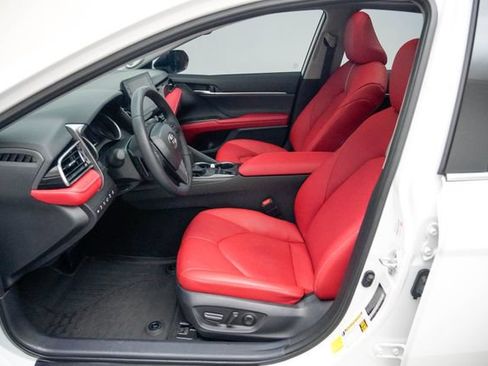 Used 2024 Toyota Camry XSE w/ Navigation Package FWD image 15