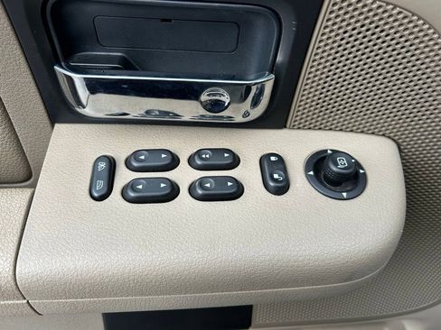 Used 2004 Ford F150 XLT image 13