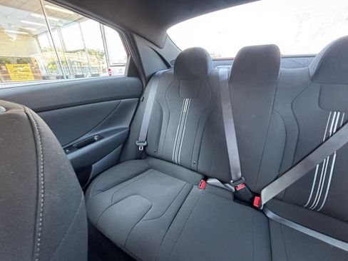 Used 2026 Hyundai Elantra Sport FWD image 38