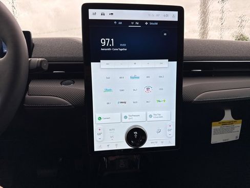 New 2025 Ford Mustang Mach-E Premium image 34