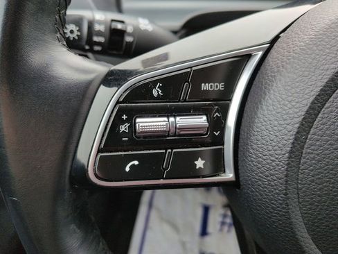 Used 2024 Kia Seltos EX image 18