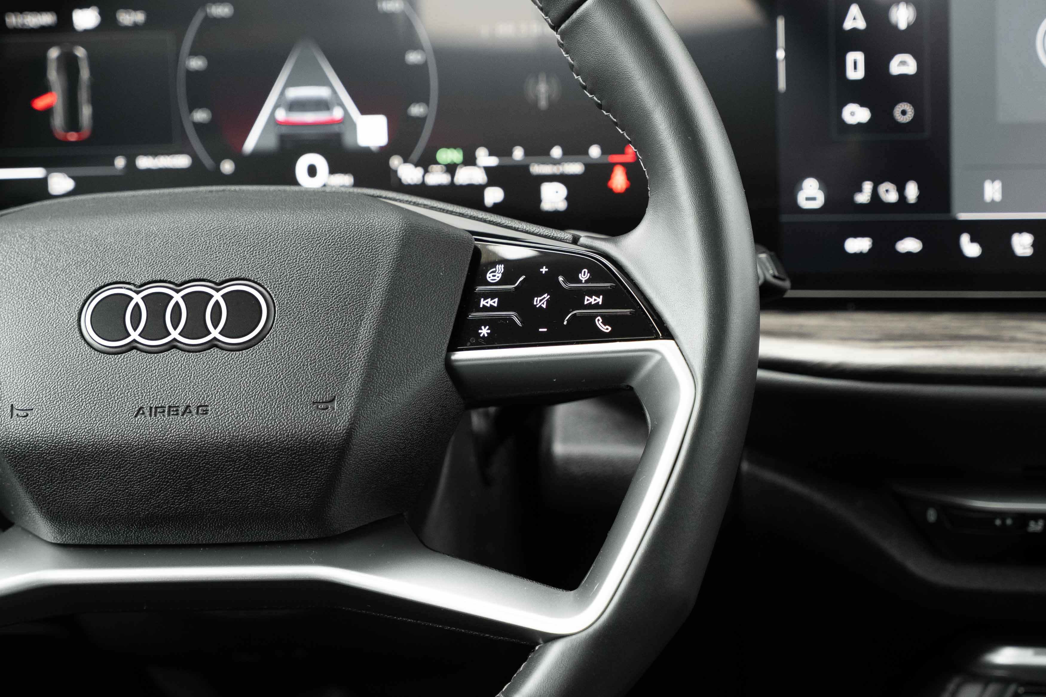 Certified 2025 Audi Q5 Premium Plus AWD/4WD image 10