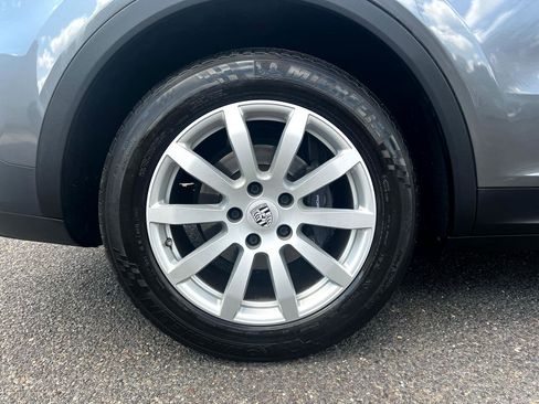 Used 2021 Porsche Cayenne image 31