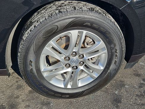 Used 2019 Buick Enclave Essence image 8