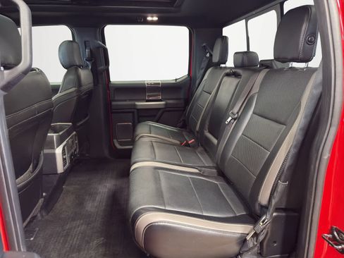 Used 2018 Ford F150 Raptor w/ Equipment Group 802A Luxury image 21