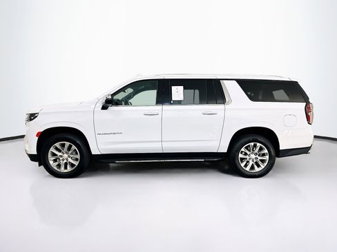 Used 2024 Chevrolet Suburban Premier image 4