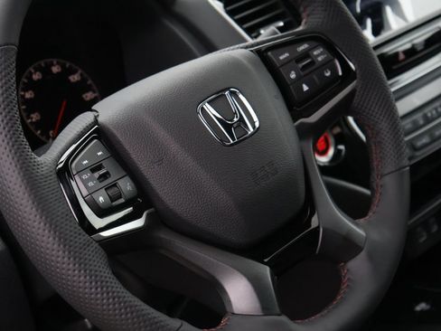 New 2026 Honda Ridgeline Black Edition image 13