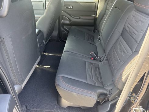 Used 2025 Nissan Frontier Pro-X RWD image 20