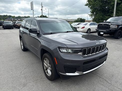 Used 2023 Jeep Grand Cherokee L Laredo AWD/4WD image 2