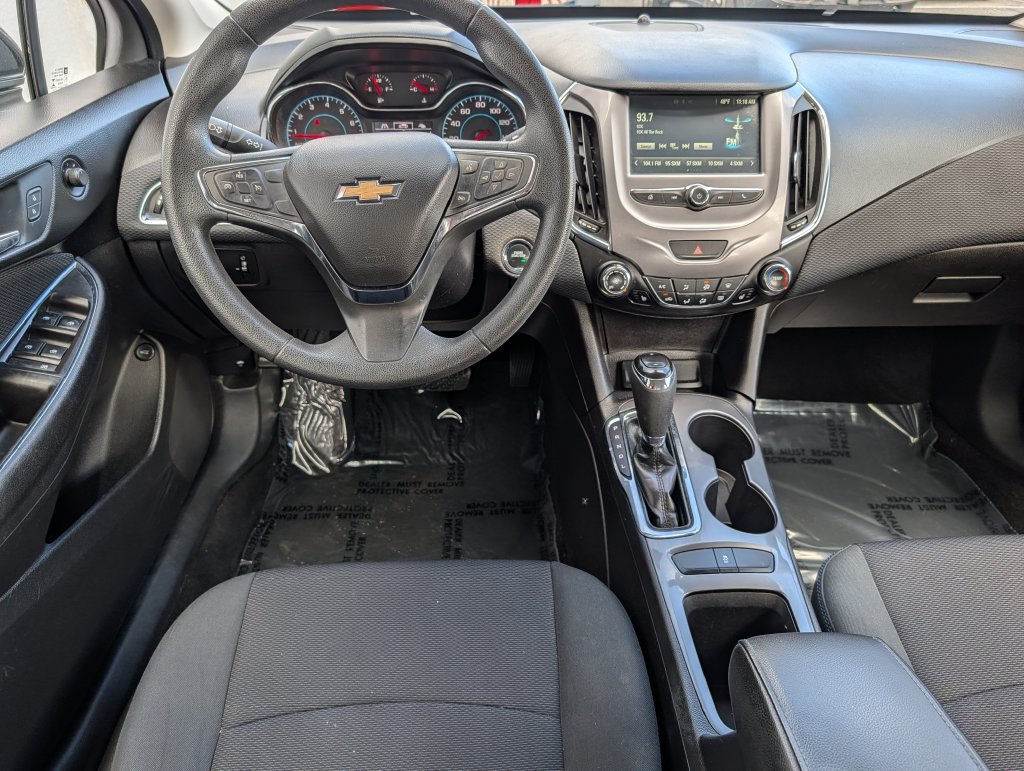 Used 2016 Chevrolet Cruze LT w/ Convenience Package FWD image 17