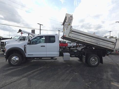 New 2025 Ford F550 4x4 Supercab Super Duty image 2