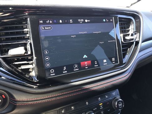 Used 2024 Dodge Durango GT image 16