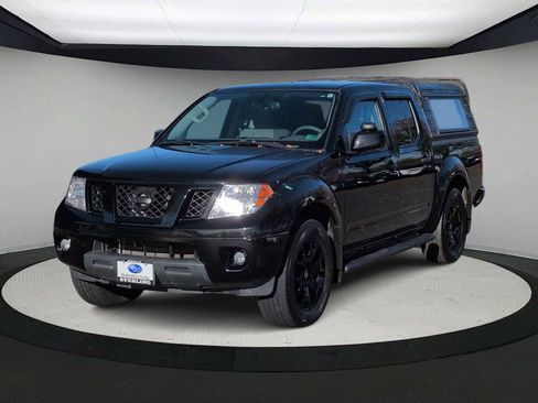 Used 2021 Nissan Frontier SV w/ Midnight Edition Floor Mats image 4