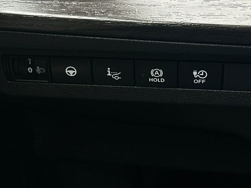 Certified 2024 Nissan Ariya AWD image 34