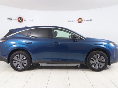 Used 2025 Nissan Murano SL AWD/4WD image 2