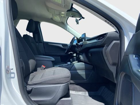 Used 2024 Ford Escape Active w/ Cold Weather Package FWD image 15