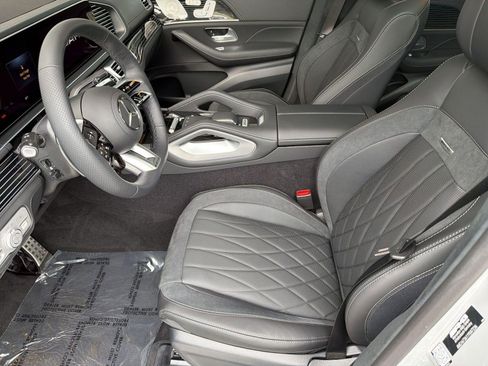 New 2026 Mercedes-Benz GLE 53 AMG 4MATIC Coupe image 5