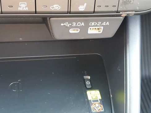 Certified 2026 Subaru Outback Limited AWD/4WD image 31