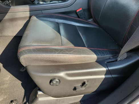 Used 2023 Dodge Durango GT image 15