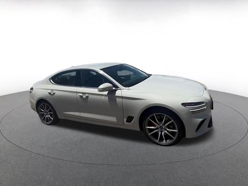 Used 2025 Genesis G70 2.5T AWD/4WD image 2