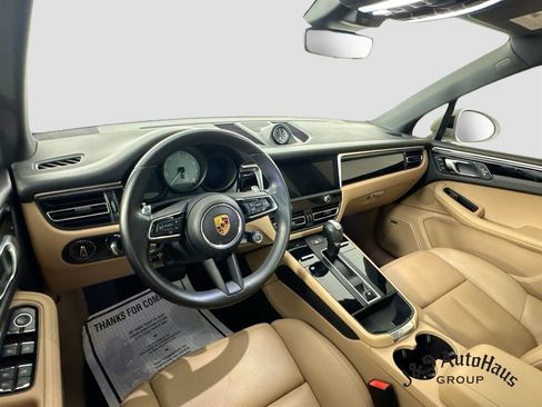 Used 2022 Porsche Macan S AWD/4WD image 30