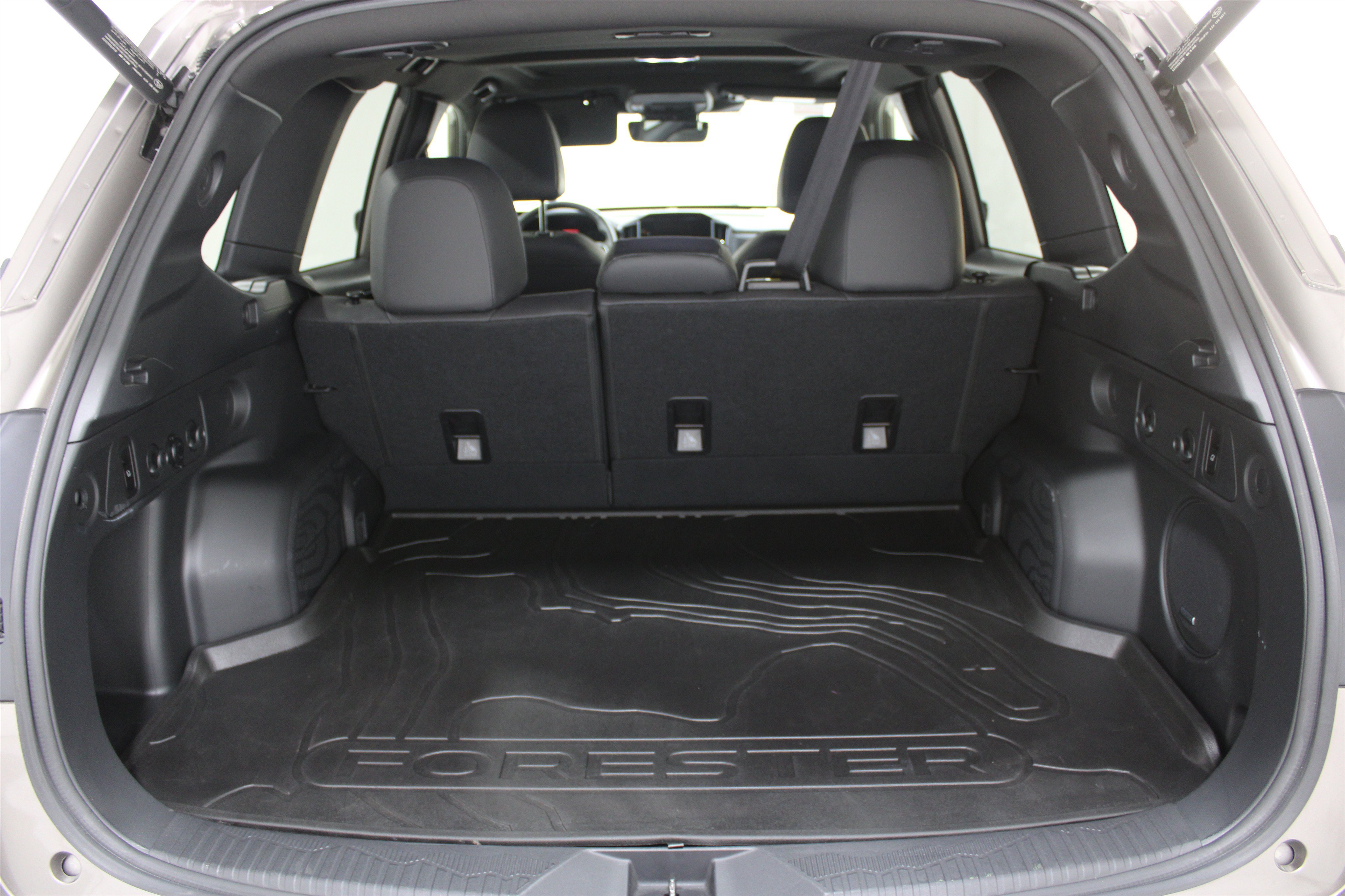 Certified 2025 Subaru Forester Limited AWD/4WD image 30