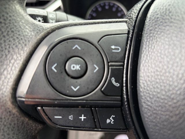 Used 2019 Toyota RAV4 XLE FWD image 19