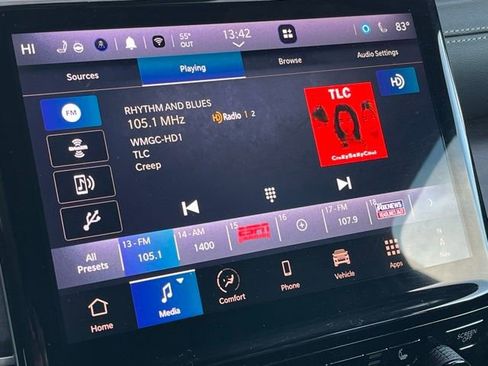 Used 2024 Jeep Grand Cherokee Limited image 12