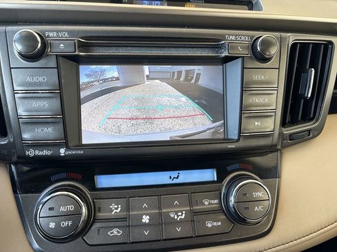 Used 2015 Toyota RAV4 XLE image 14