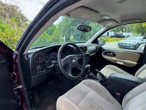 Used 2006 Chevrolet TrailBlazer LS w/ LS Preferred Equipment Group RWD image 6