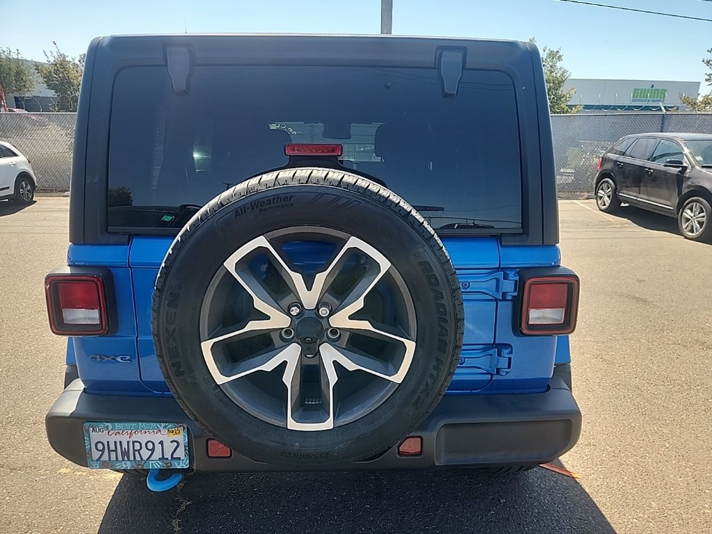 Used 2024 Jeep Wrangler Unlimited AWD/4WD image 11