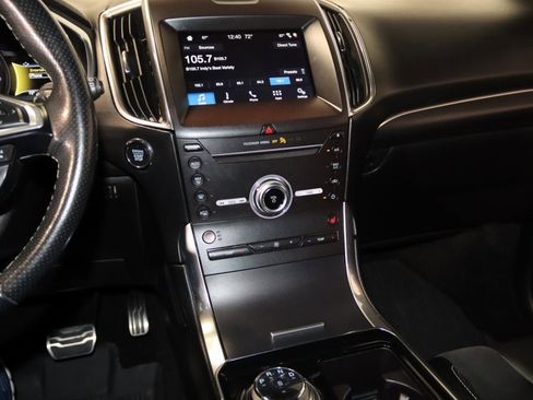 Used 2019 Ford Edge ST w/ Cold Weather Package image 39