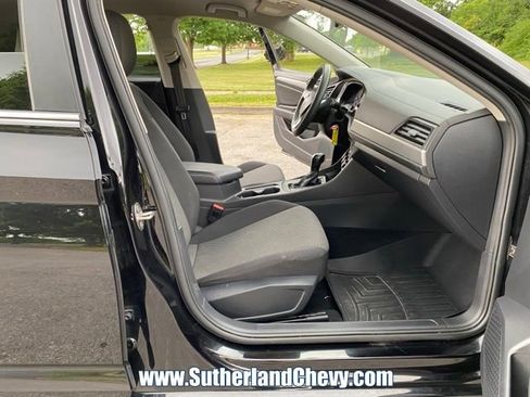 Used 2019 Volkswagen Jetta S w/ Driver Assistance Package FWD image 15
