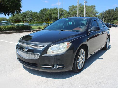 Used 2008 Chevrolet Malibu LTZ FWD image 2