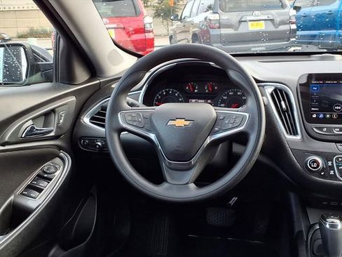 Used 2019 Chevrolet Malibu LT image 7