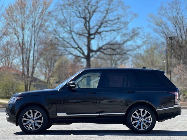 Used 2017 Land Rover Range Rover HSE AWD/4WD image 8