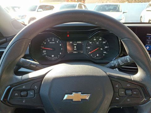 Used 2024 Chevrolet Trax LS w/ Driver Confidence Package image 18