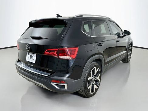 Used 2022 Volkswagen Taos SEL AWD/4WD image 5