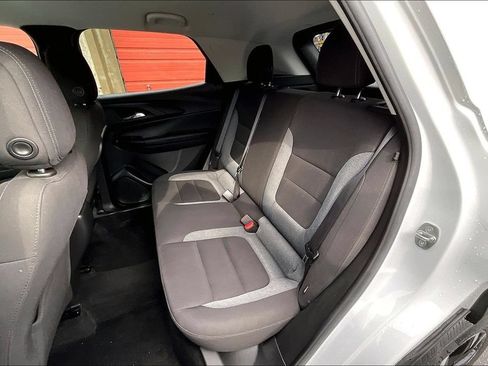 Used 2022 Chevrolet TrailBlazer LT w/ Driver Confidence Package AWD/4WD image 25