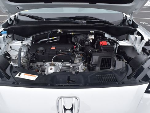 Certified 2024 Honda HR-V Sport image 8