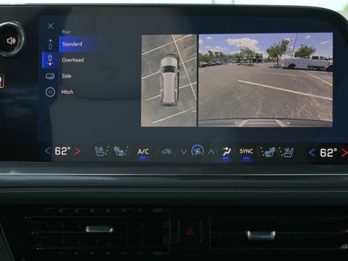 New 2026 Chevrolet Suburban Premier AWD/4WD image 22